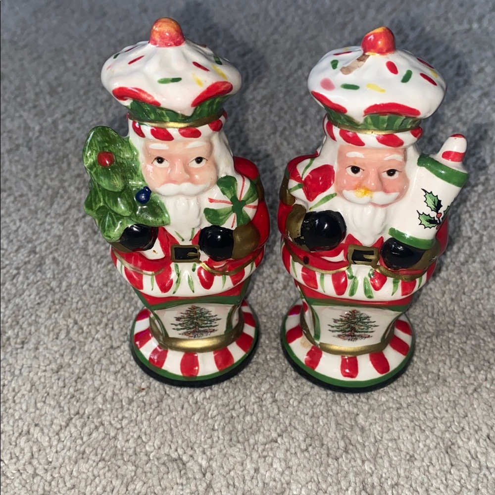 Spode Vintage Santa Claus Salt and Pepper Shakers in Red, Green, and White